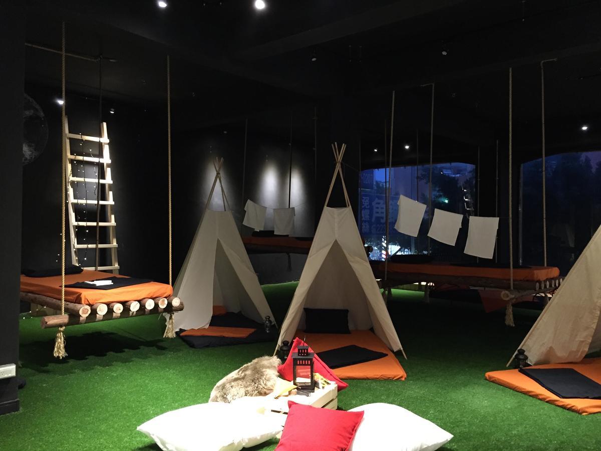 Perbed Hostel-Taichung Station מראה חיצוני תמונה