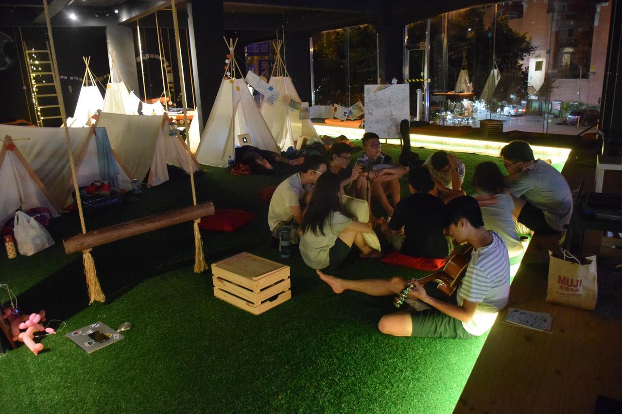 Perbed Hostel-Taichung Station מראה חיצוני תמונה