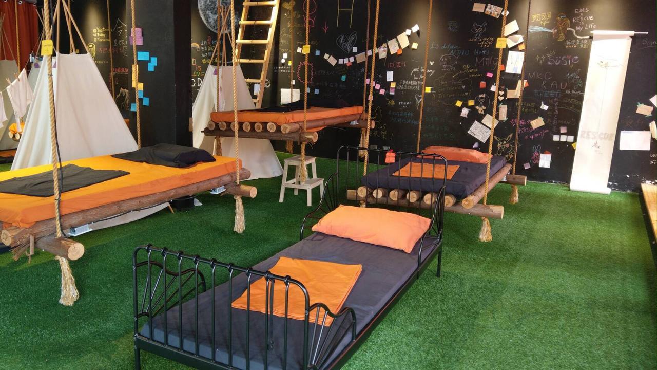 Perbed Hostel-Taichung Station מראה חיצוני תמונה